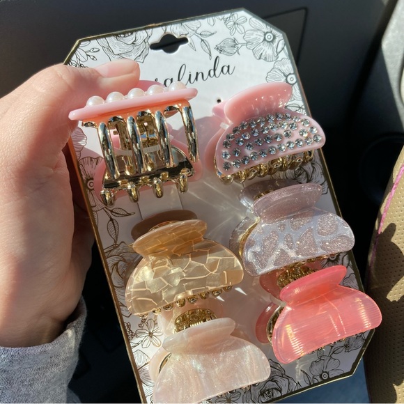 Hair Clips - Picture 5 of 6